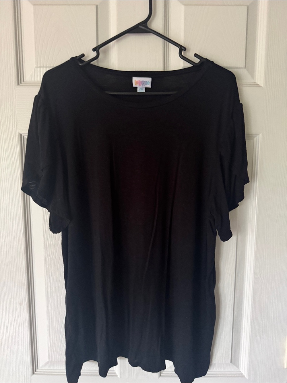 LuLaRoe Women's Short Ruffle Sleeves Crew Neck Black Shirt size 2XL